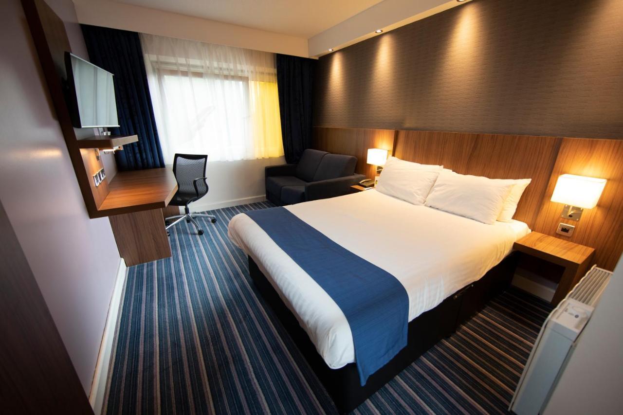 Hotel Express, Racecourse By Ihg Chester