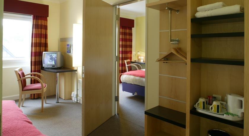 Express, Racecourse By Ihg 3* Chester