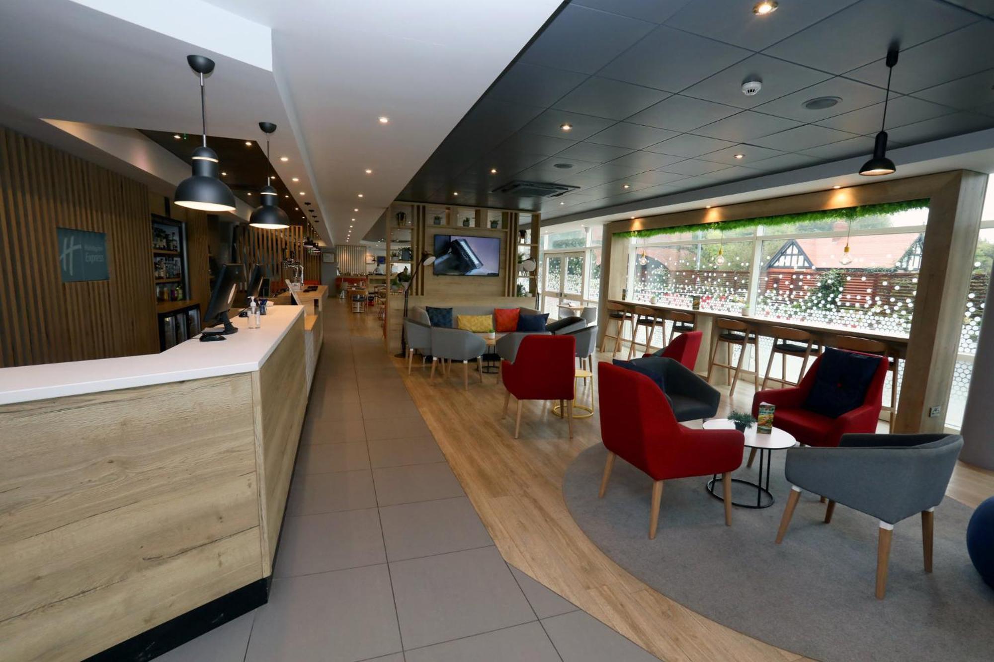 Express, Racecourse By Ihg 3* Chester