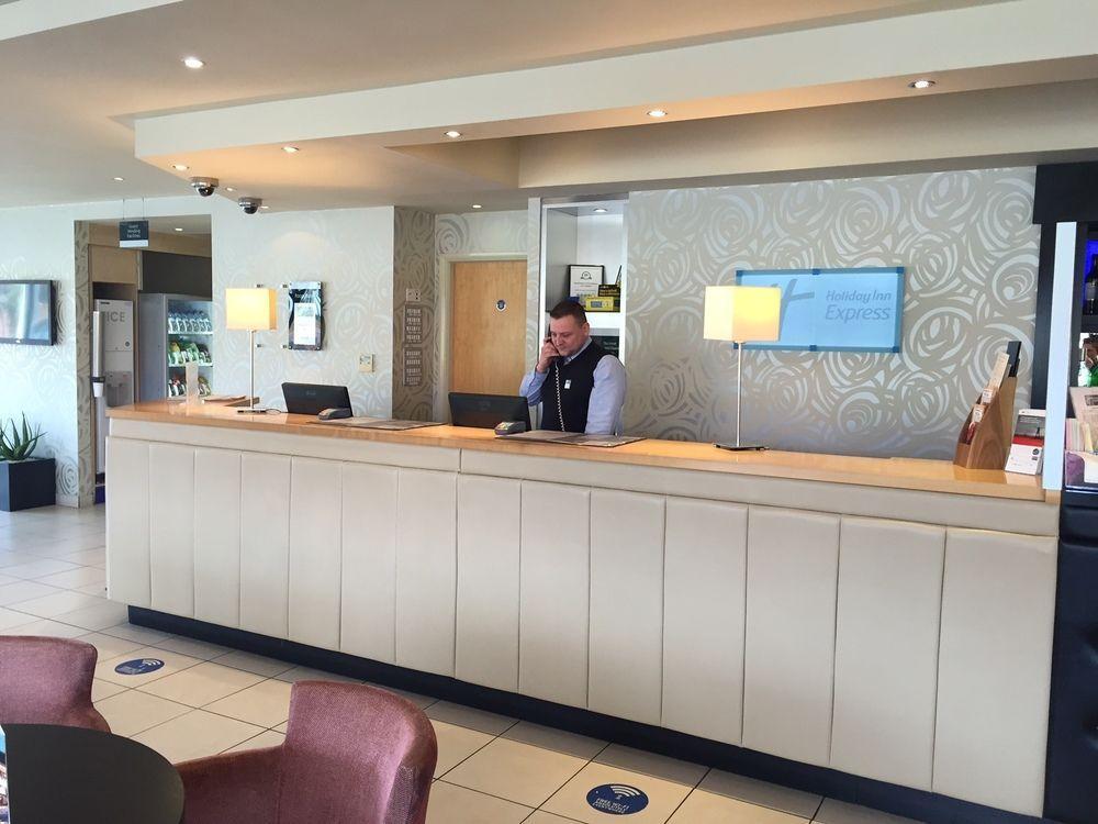 Express, Racecourse By Ihg 3* Chester