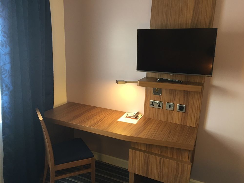 Express, Racecourse By Ihg Hotel 3*